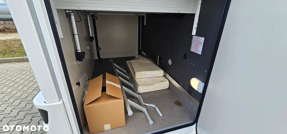 McLOUIS MC4 379 - 10