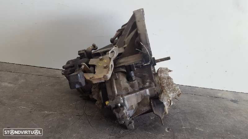 CAIXA VELOCIDADES FIAT DOBLO CARGO 2001 - 4