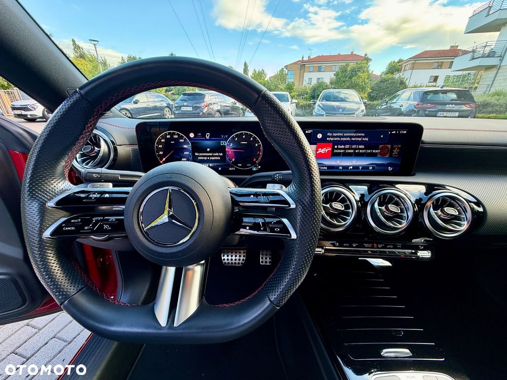 Mercedes-Benz CLA 200 AMG Line 7G-DCT - 13