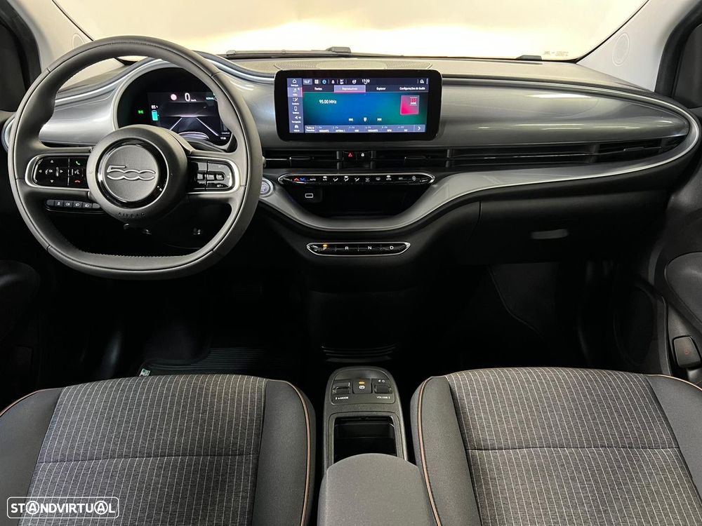 Fiat 500e La Prima - 13