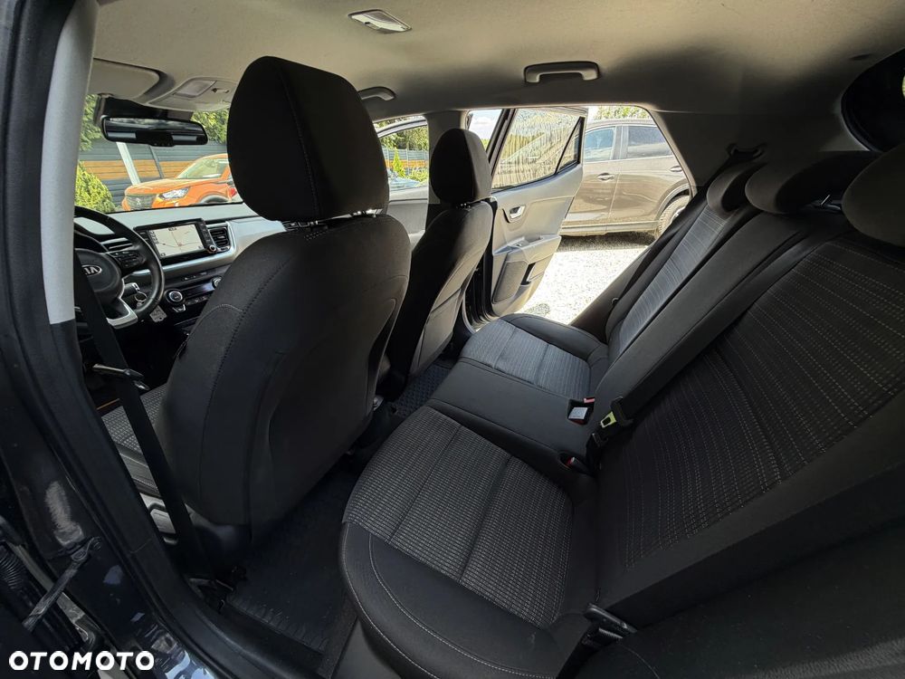Kia Stonic 1.0 T-GDI L Business Line - 21