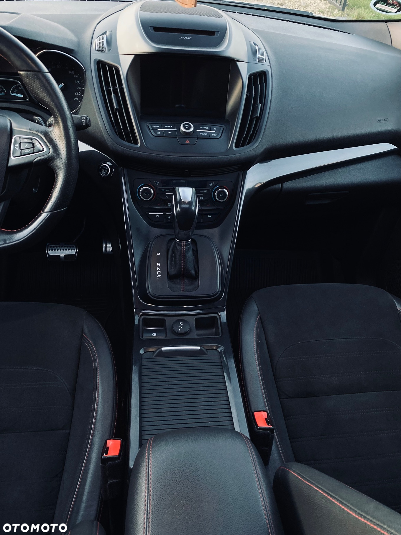Ford Kuga 2.0 TDCi 4x4 ST-Line - 13