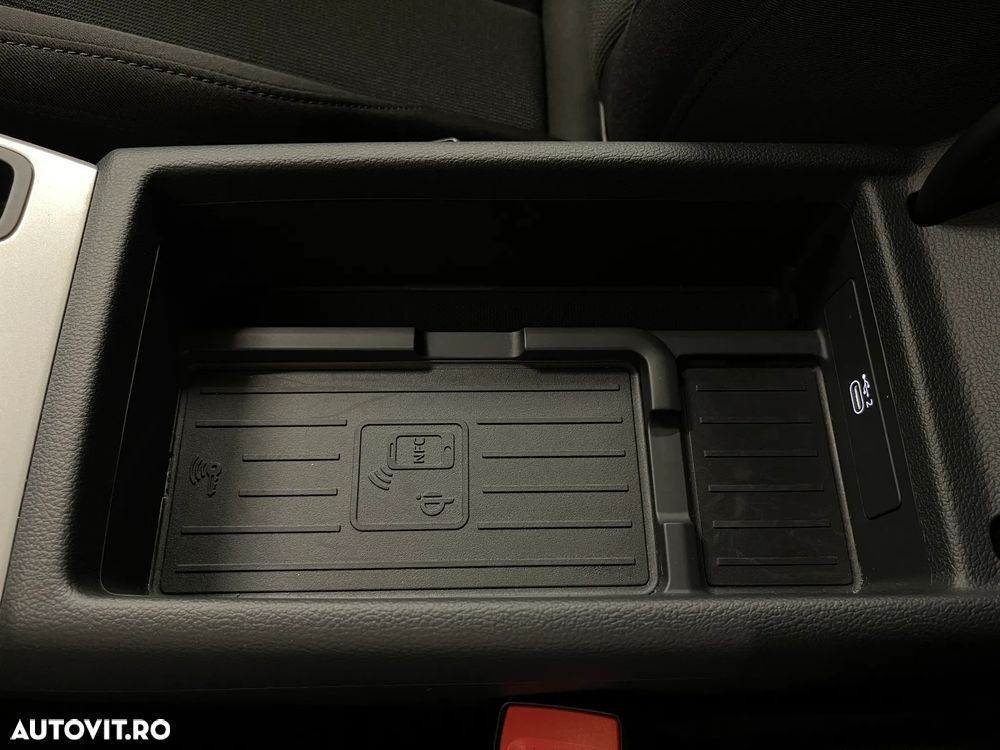 Audi A4 Limuzina 35 TFSI S tronic MHEV Advanced - 33