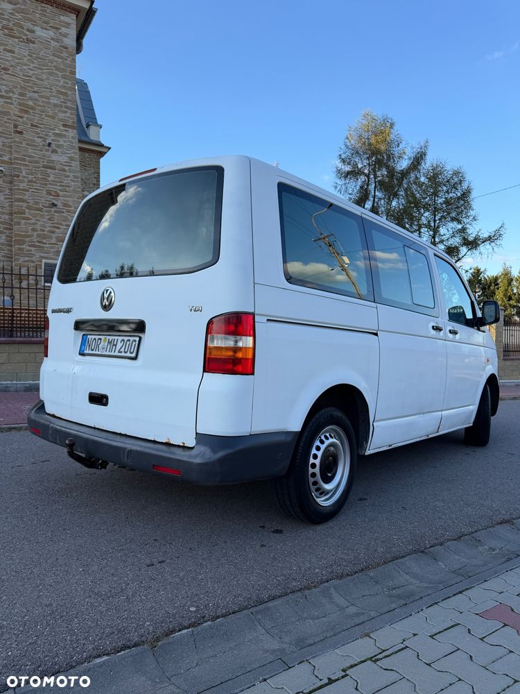 Volkswagen Transporter - 9