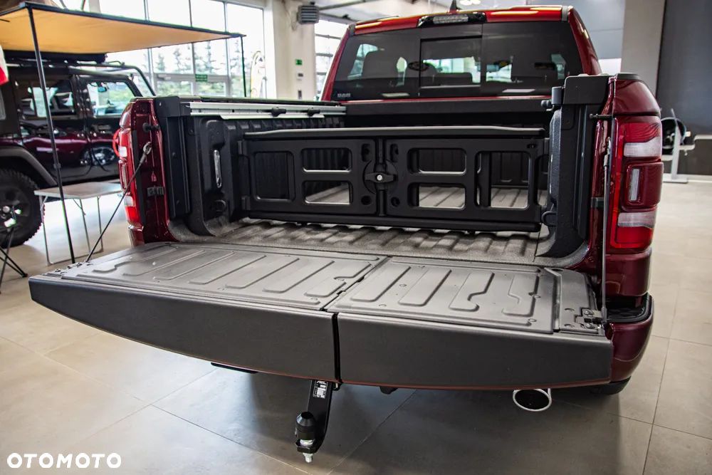 RAM 1500 5.7 Crew Cab Limited - 11