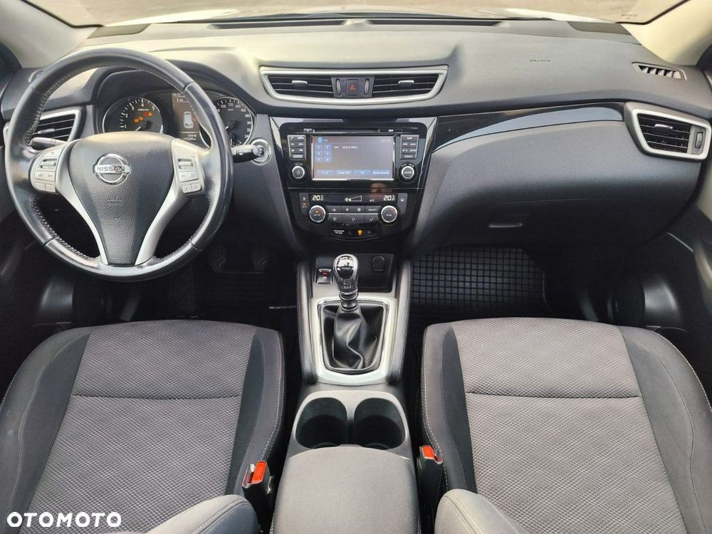 Nissan Qashqai 1.2 DIG-T N-Connecta EU6 - 14