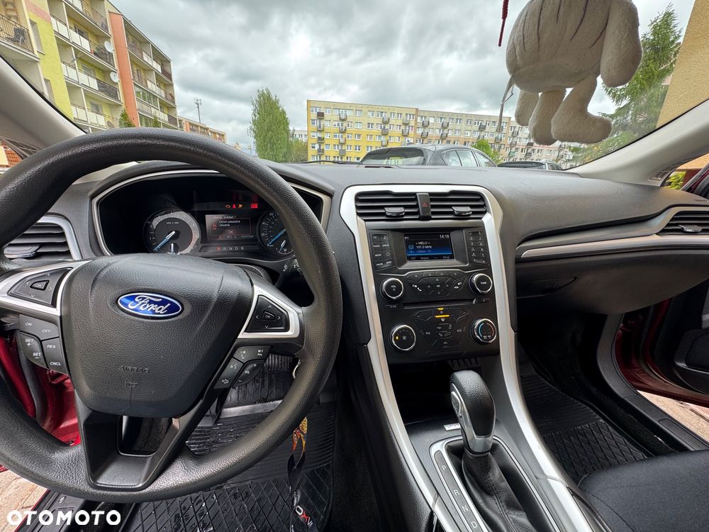 Ford Fusion - 15