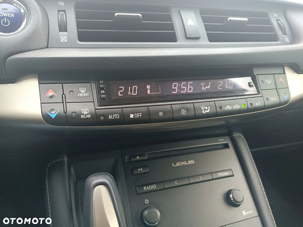 Lexus CT 200h Elegance - 22