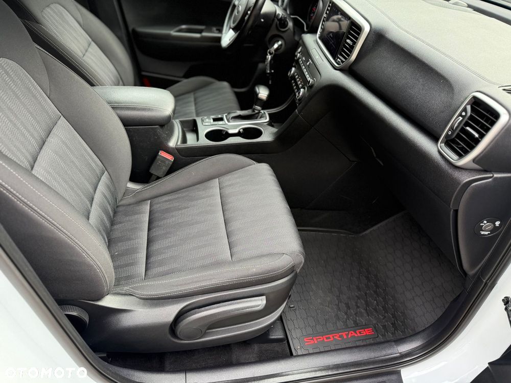 Kia Sportage 1.6 CRDI AWD Eco-Dynamics+ (48V M-H) DCT Black Edition - 24