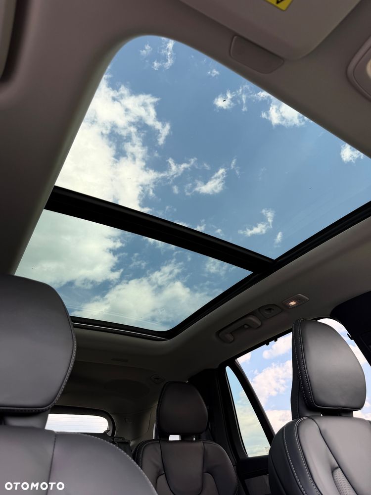 Volvo XC 90 - 16