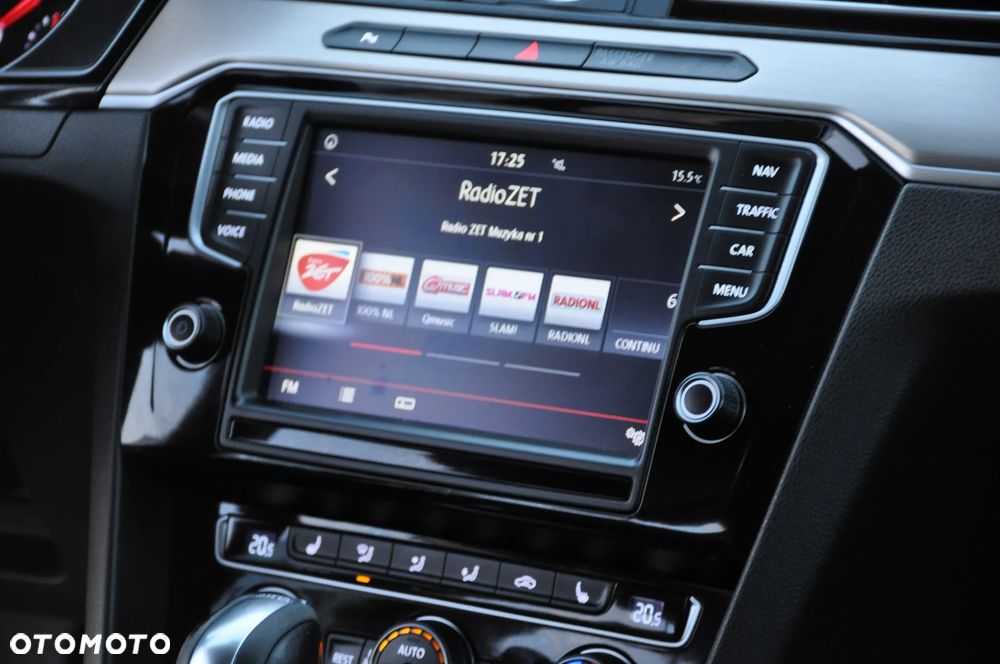 Volkswagen Passat Variant - 32