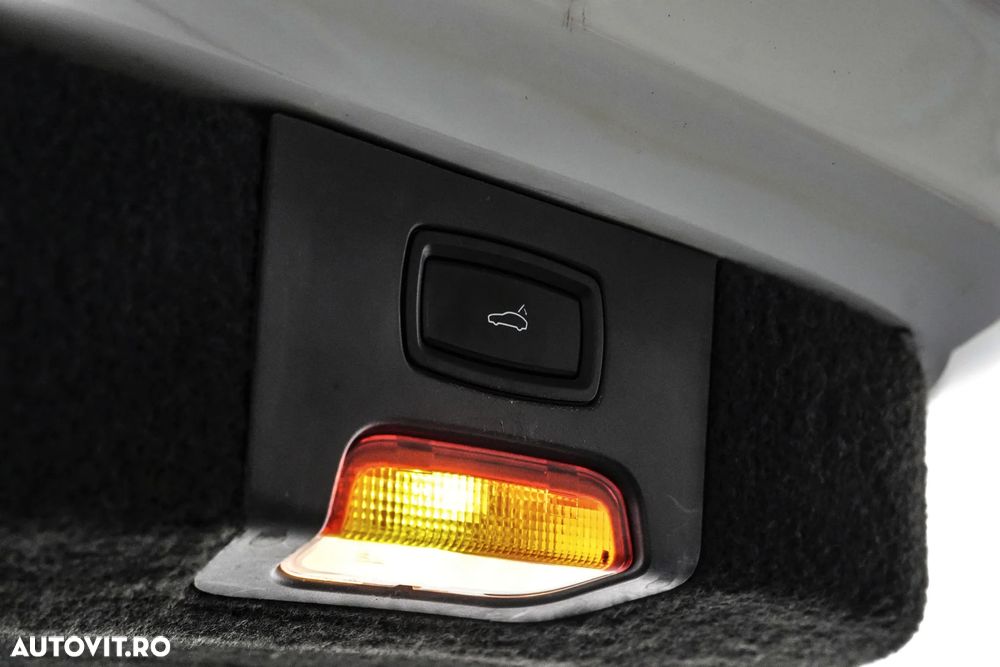 Porsche Cayenne - 31