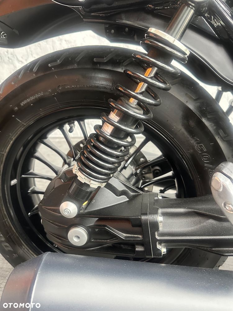 Moto Guzzi V9 - 14