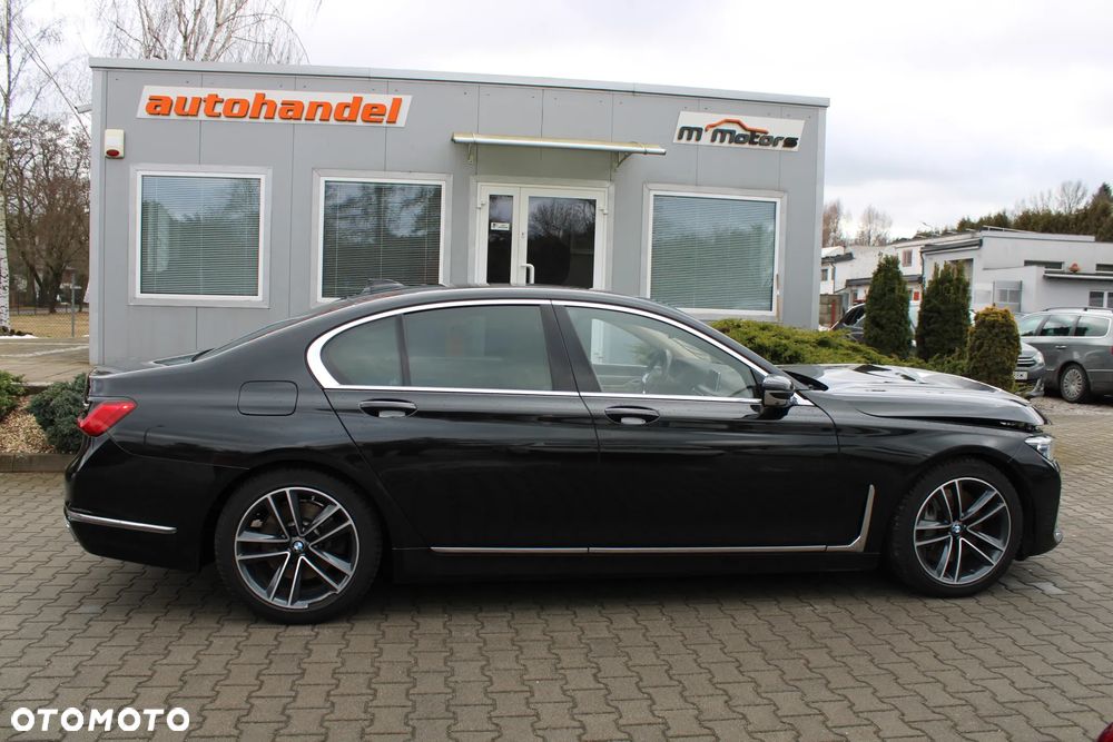 BMW Seria 7 740d xDrive - 11