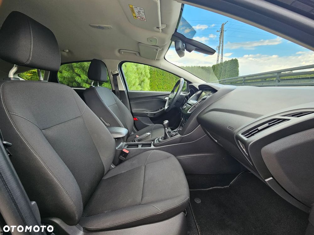 Ford Focus - 7