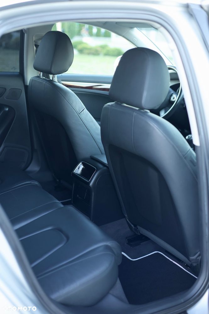 Audi A4 Limousine 1.8 TFSI Ambiente - 21