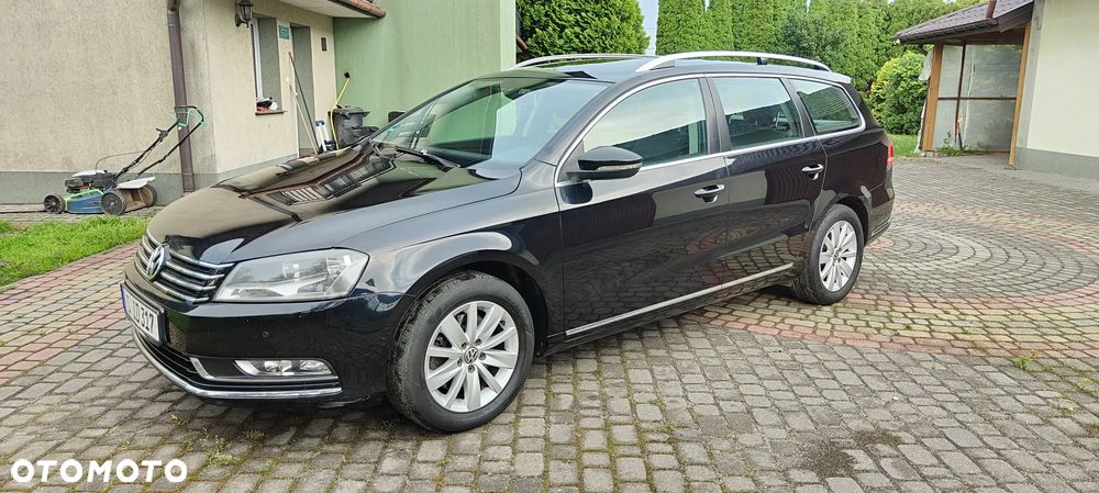 Volkswagen Passat 1.6 TDI Comfortline - 12