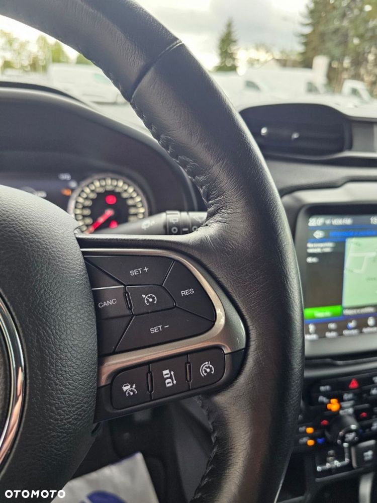 Jeep Renegade - 26