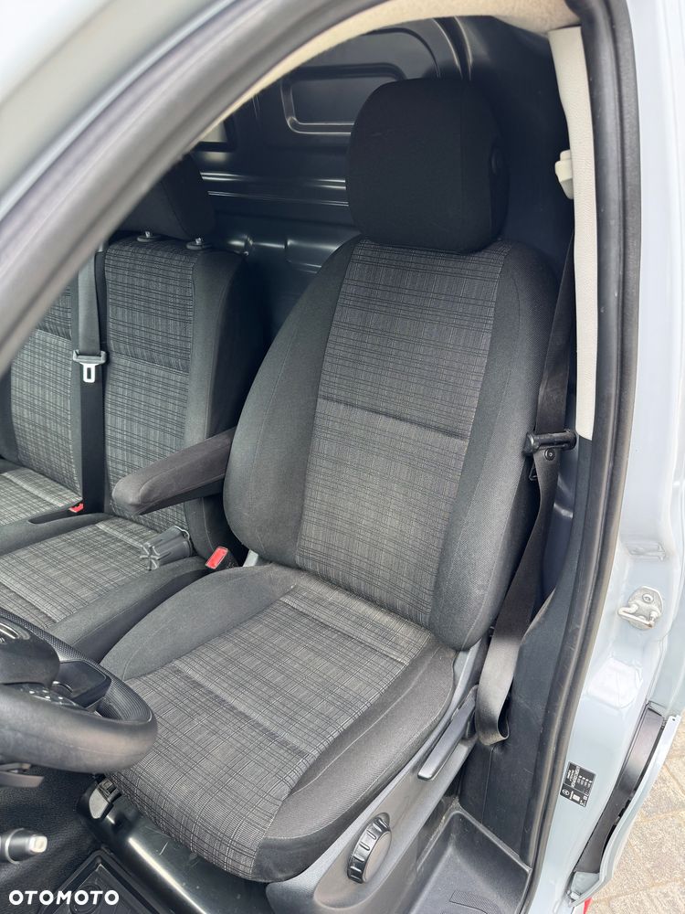 Mercedes-Benz Vito - 15