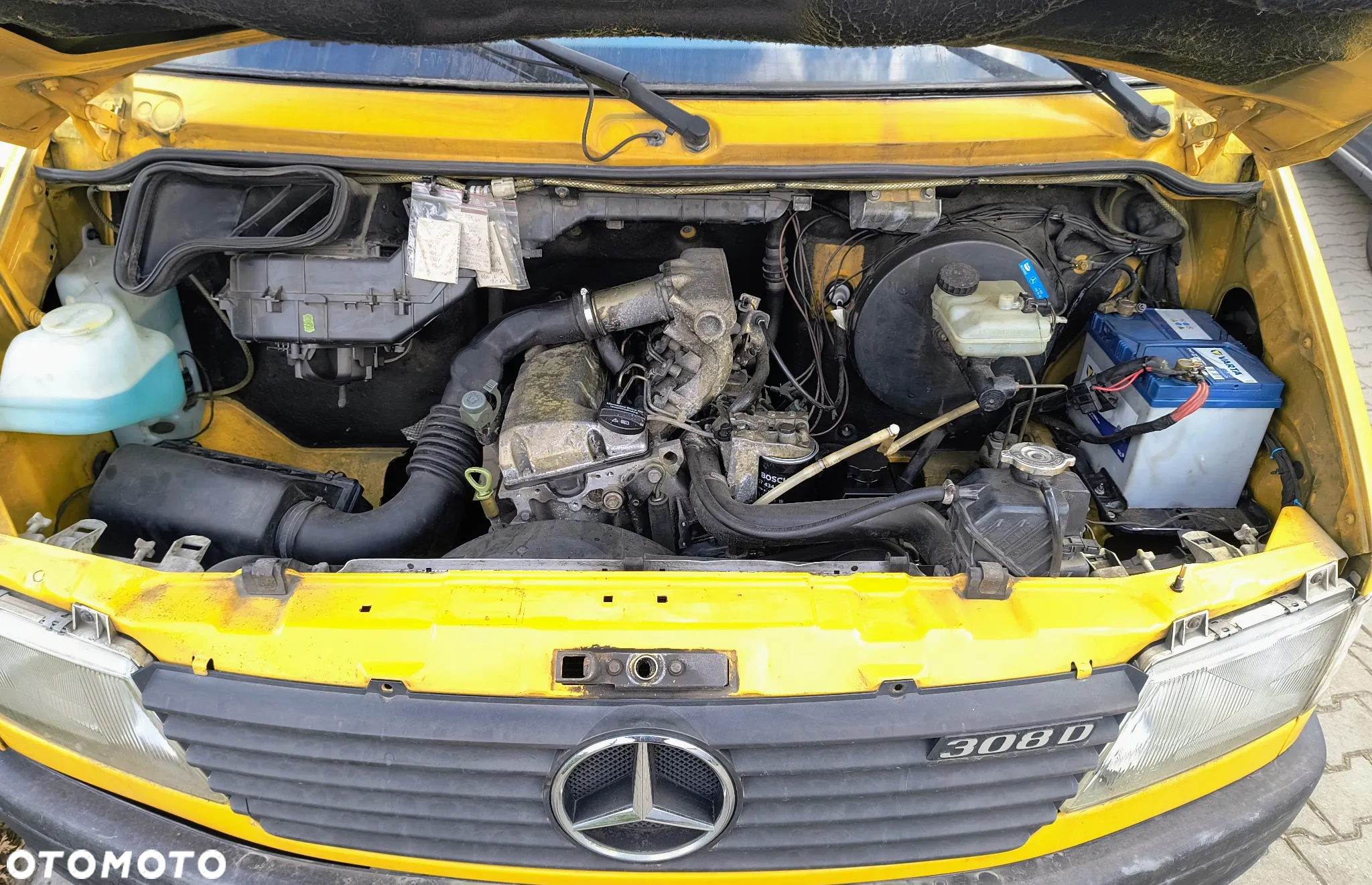 Mercedes-Benz Sprinter - 11