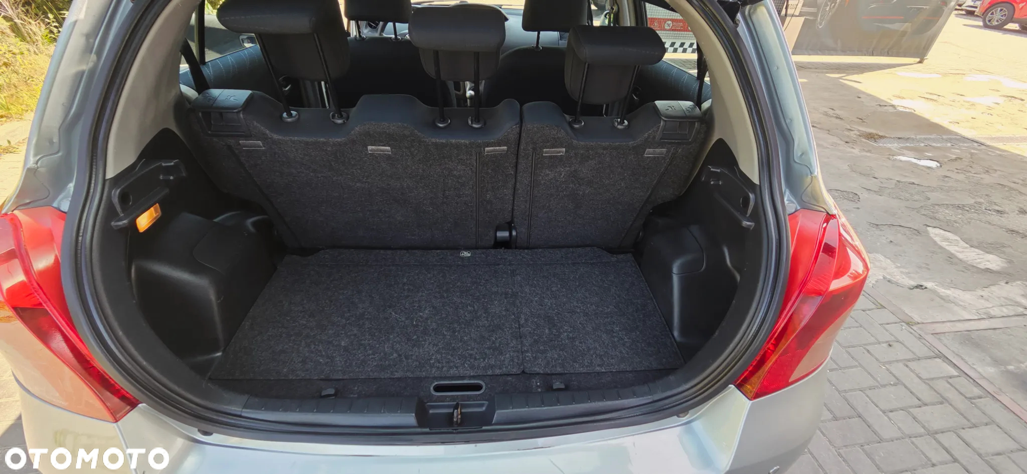 Toyota Yaris 1.3 Luna A/C - 28