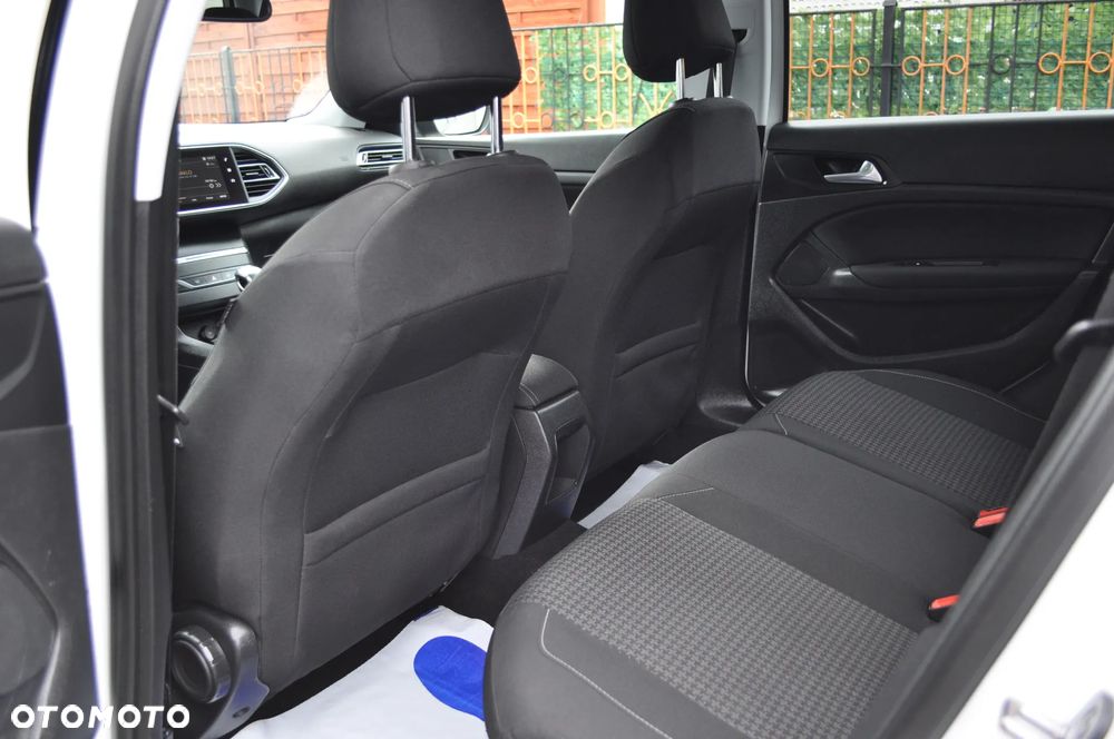 Peugeot 308 1.5 BlueHDi Active Pack Business S&S - 17