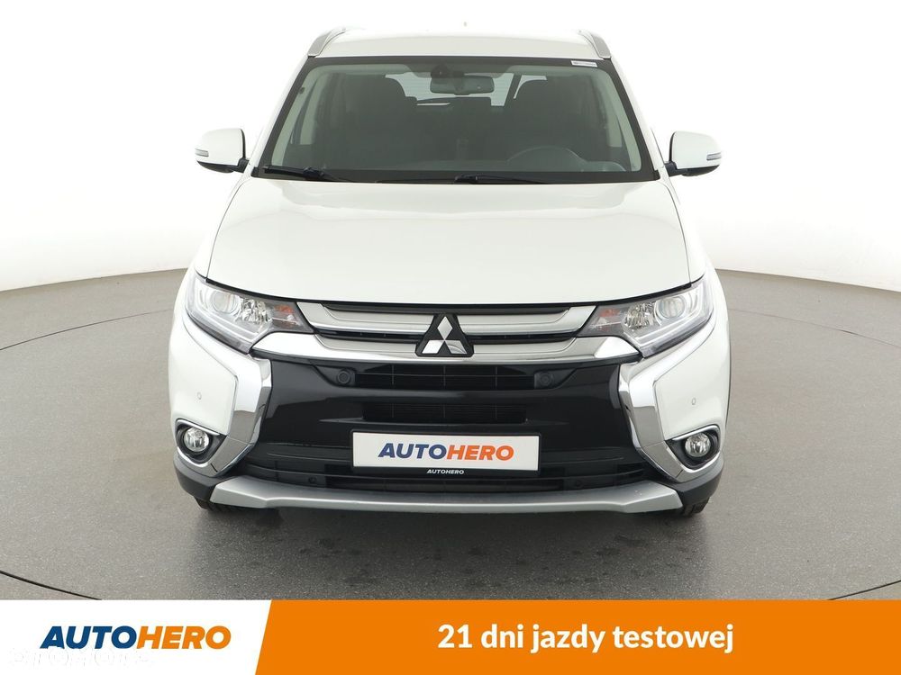Mitsubishi Outlander - 9