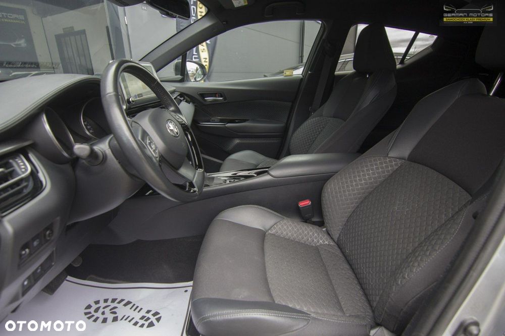 Toyota C-HR 1.8 Hybrid GPF Executive - 23