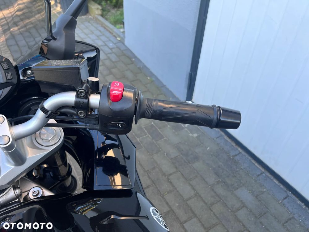 Yamaha FZ6 - 18