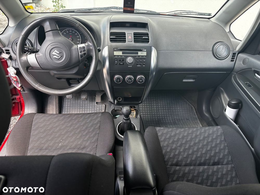 Suzuki SX4 1.6 Comfort - 11