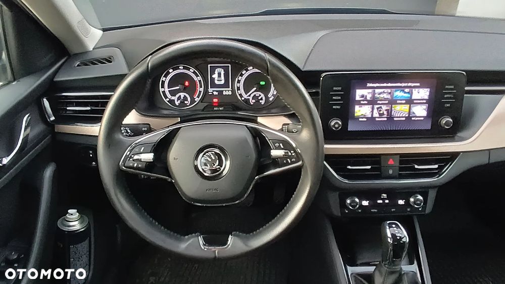 Skoda Kamiq 1.5 TSI Style DSG - 9