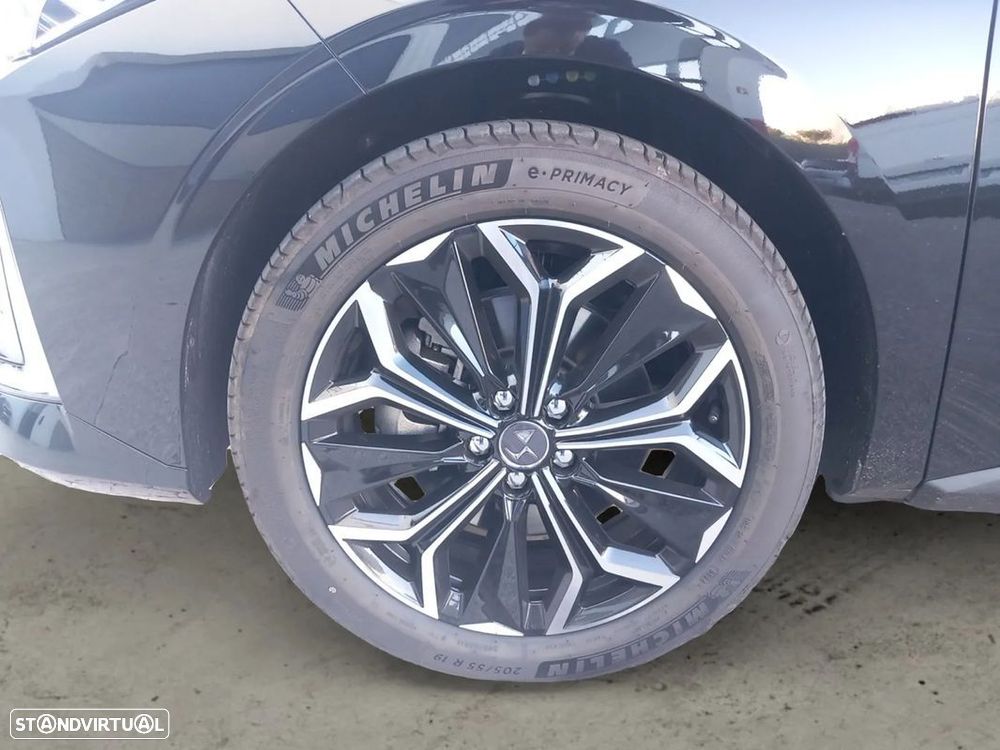 DS DS4 Plug-In Híbrido Antoine de Saint Exupéry - 16