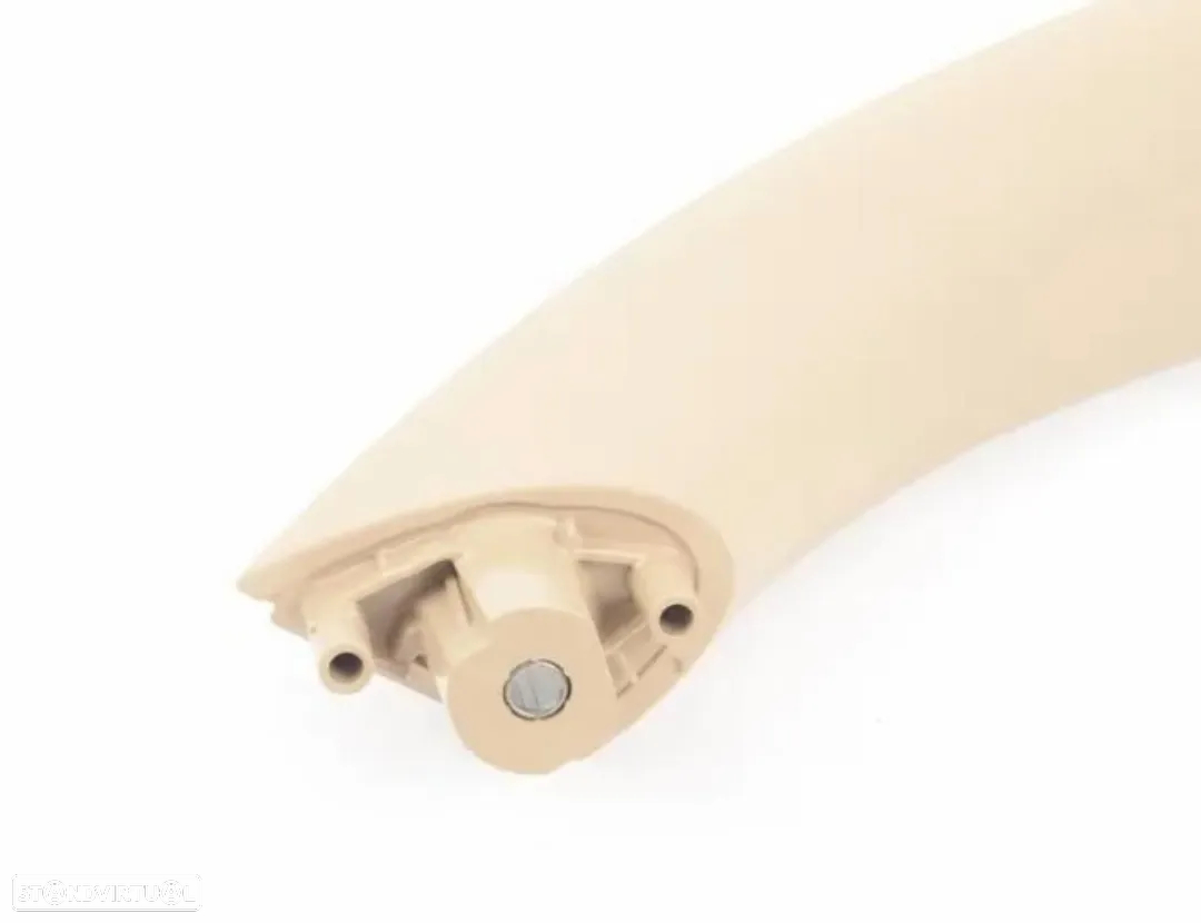 Puxador BMW Serie 3 F30 F31 - Frente Direito Bege - 3