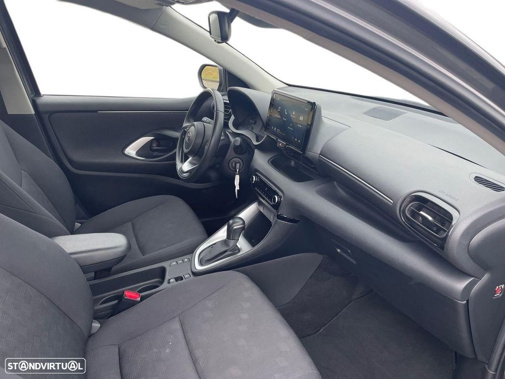 Toyota Yaris - 7