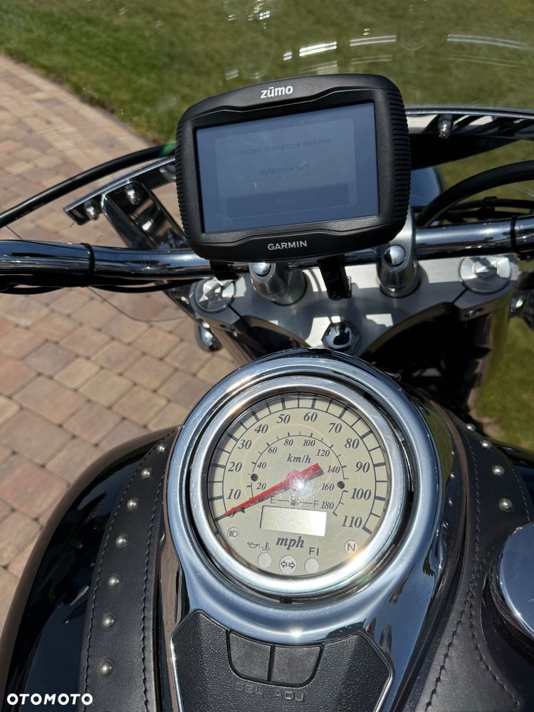 Suzuki Boulevard - 18
