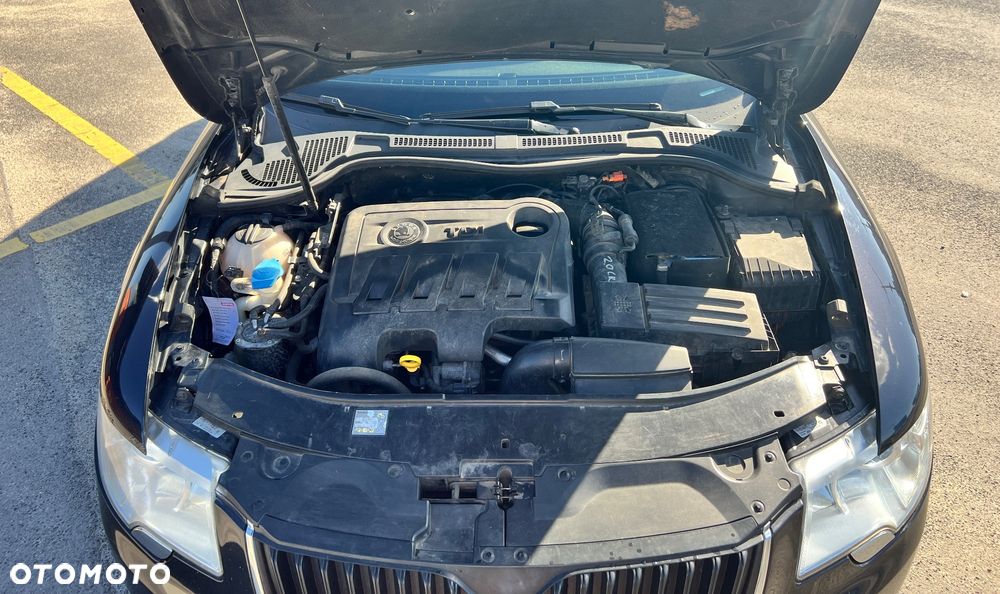 Skoda Superb 2.0 TDI Elegance DSG - 16