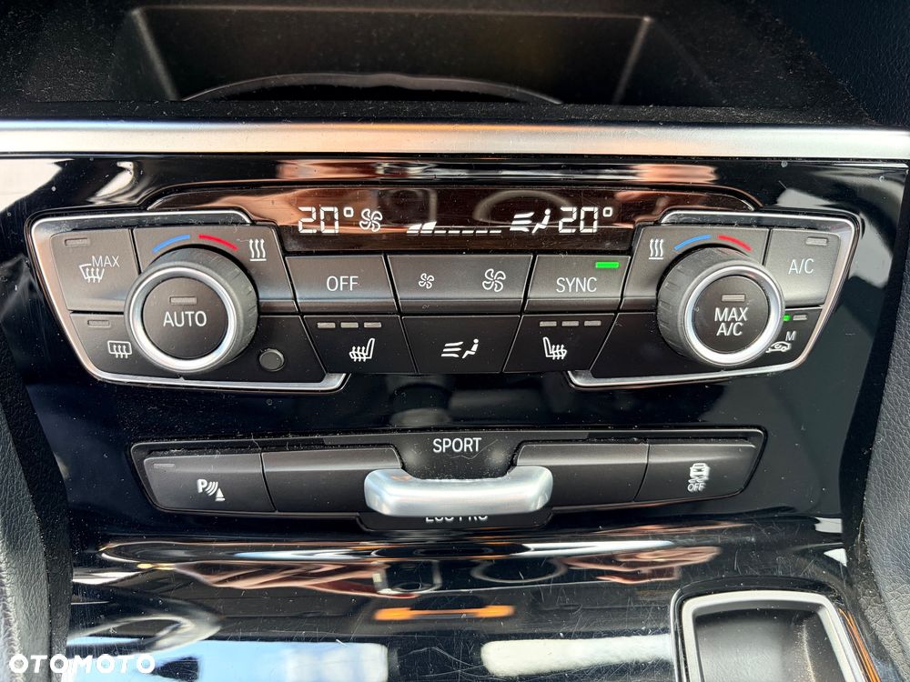 BMW Seria 2 218i Advantage - 18