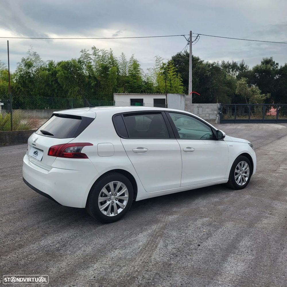 Peugeot 308 PureTech 130 GPF Stop & Start Style - 13