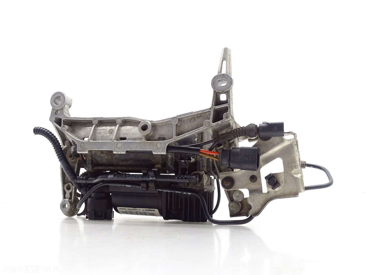 KOMPRESOR ZAWIESZENIA AUDI Q7 4L 7L8616006C 7L0616879 - 2