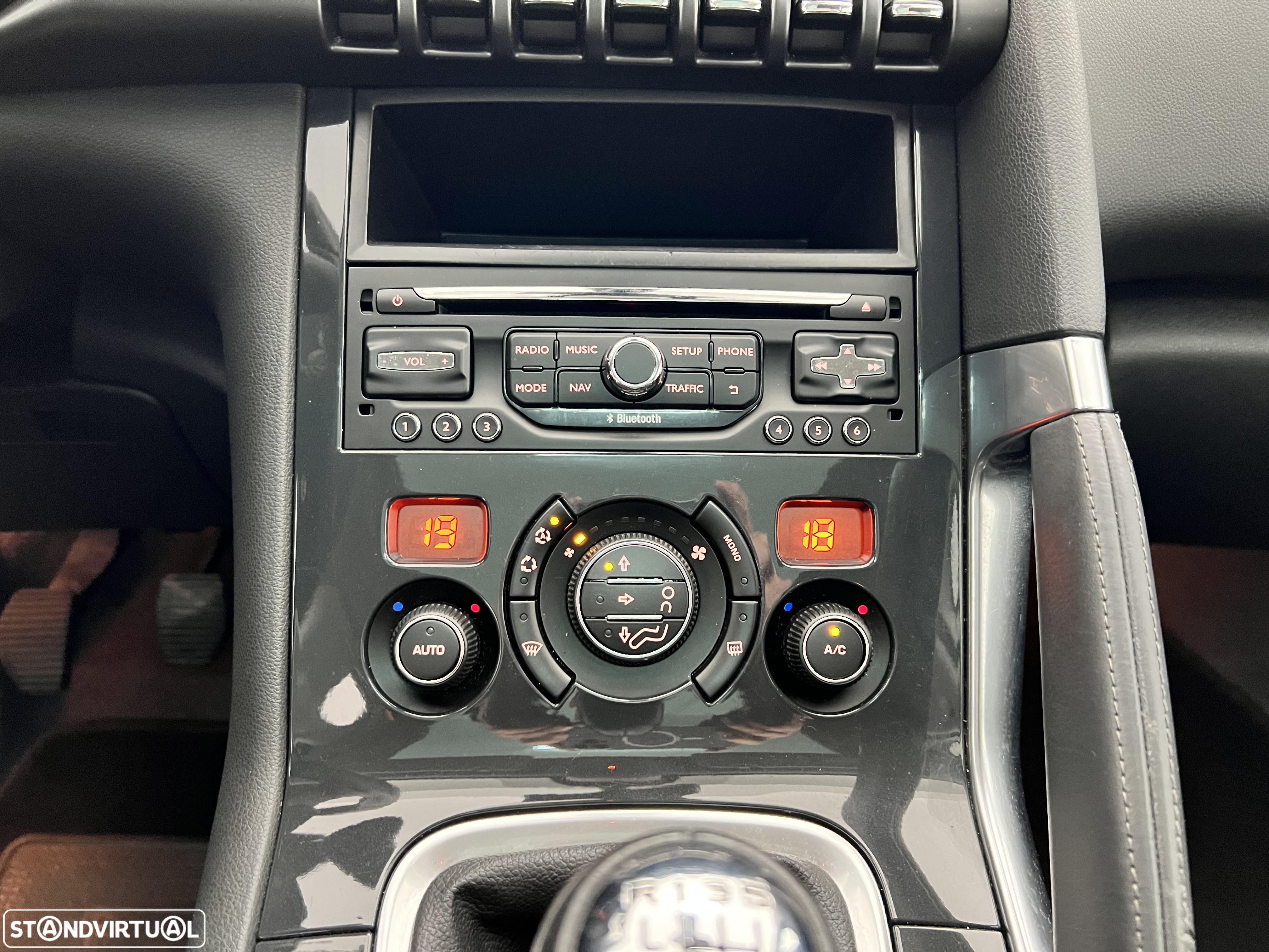 Peugeot 3008 1.6 HDi Allure - 30