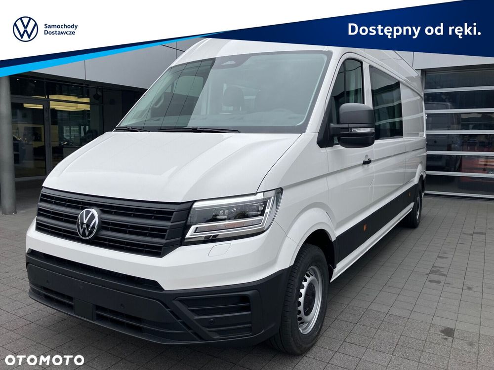 Volkswagen Crafter Crafter 35 Furgon z wysokim dachem silnik: 2,0 l EURO VI SCR 163 KM / skrzynia biegów: Przedni napęd automatyczna 8-biegowa rozstaw osi: 4490 mm - 1
