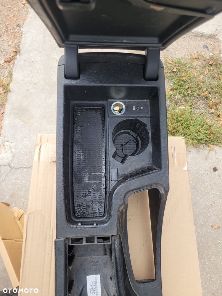 Podłokietnik tunel  bmw e90 - 5