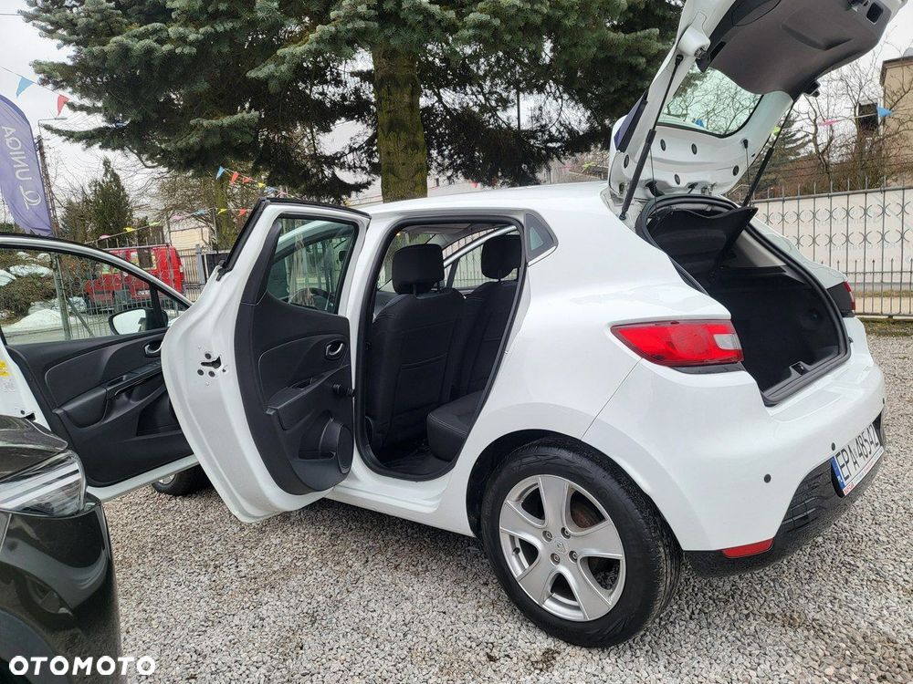 Renault Clio - 11