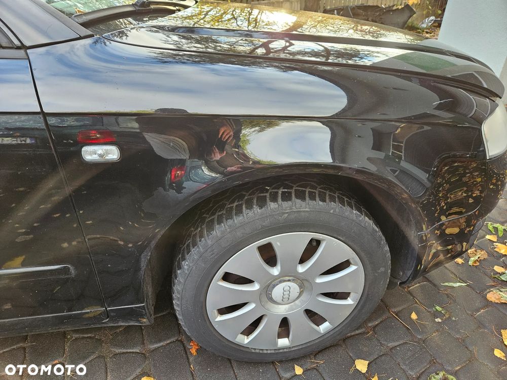 Audi A4 B7 błotnik przód przedni  prawy LY9B - 2