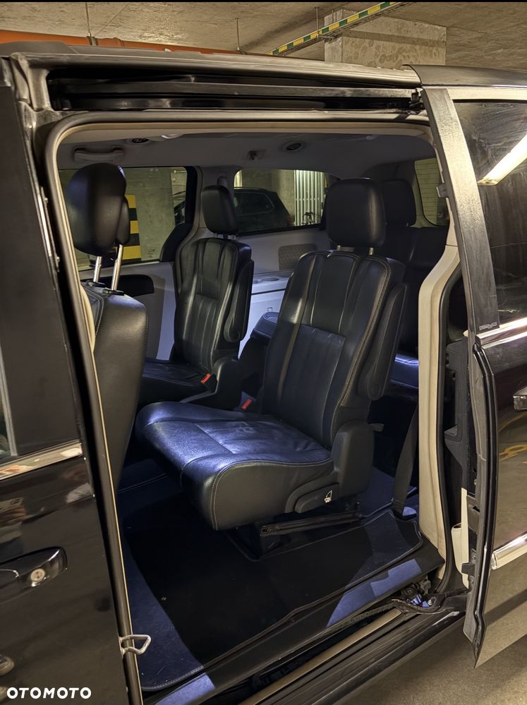 Chrysler Town & Country 3.6 Touring - 5