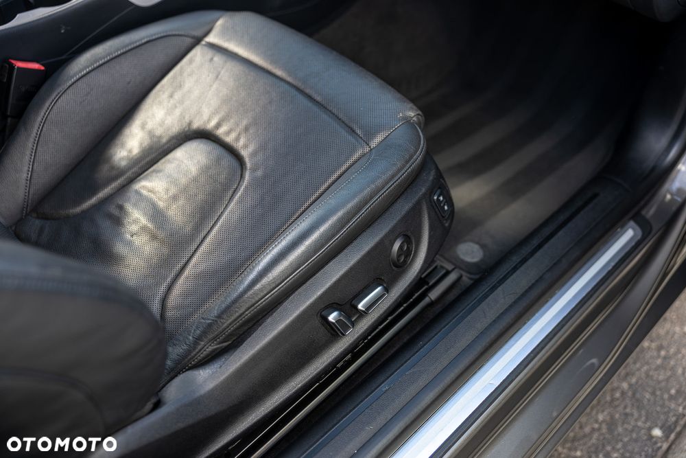 Audi A5 Cabrio 2.0 TDI DPF (clean diesel) multitronic - 28