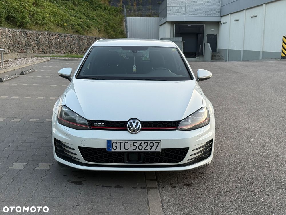 Volkswagen Golf VII 2.0 TSI BMT GTI - 2