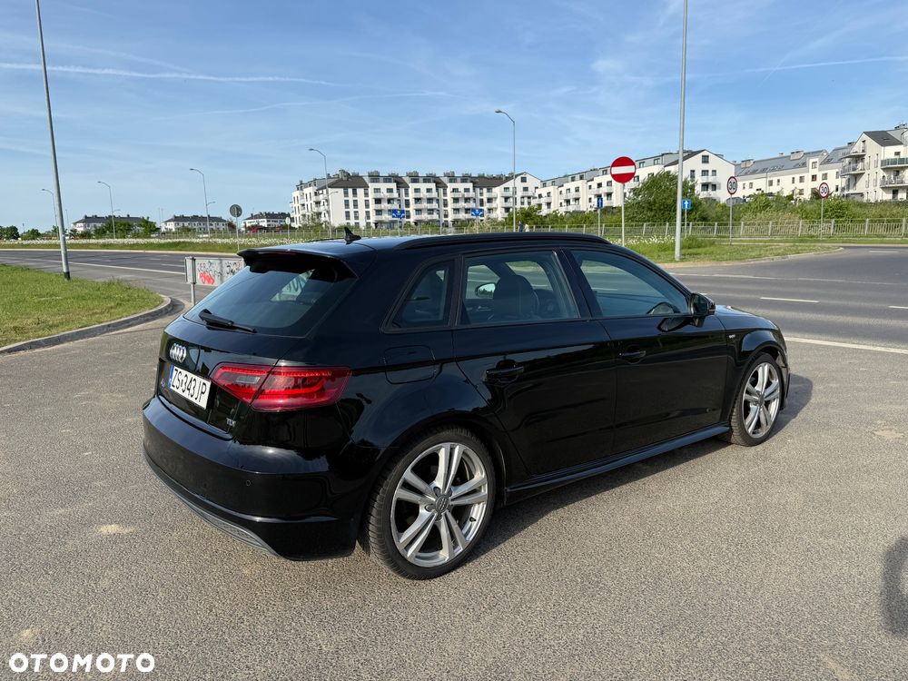 Audi A3 Sportback 2.0 TDI S line Sportpaket - 8