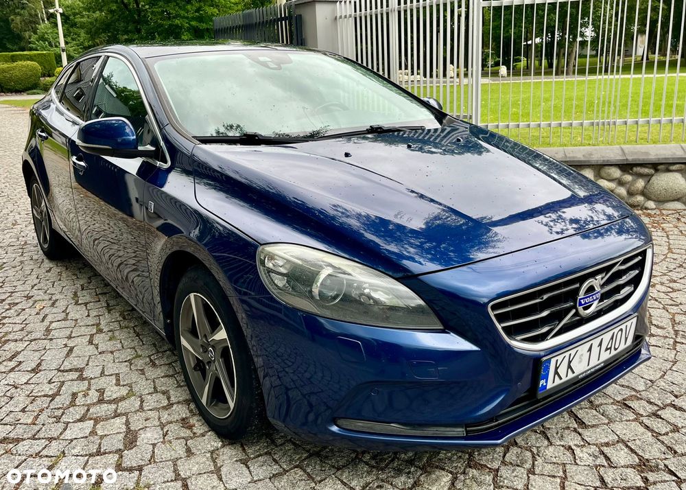 Volvo V40 D4 Drive-E Ocean Race - 13