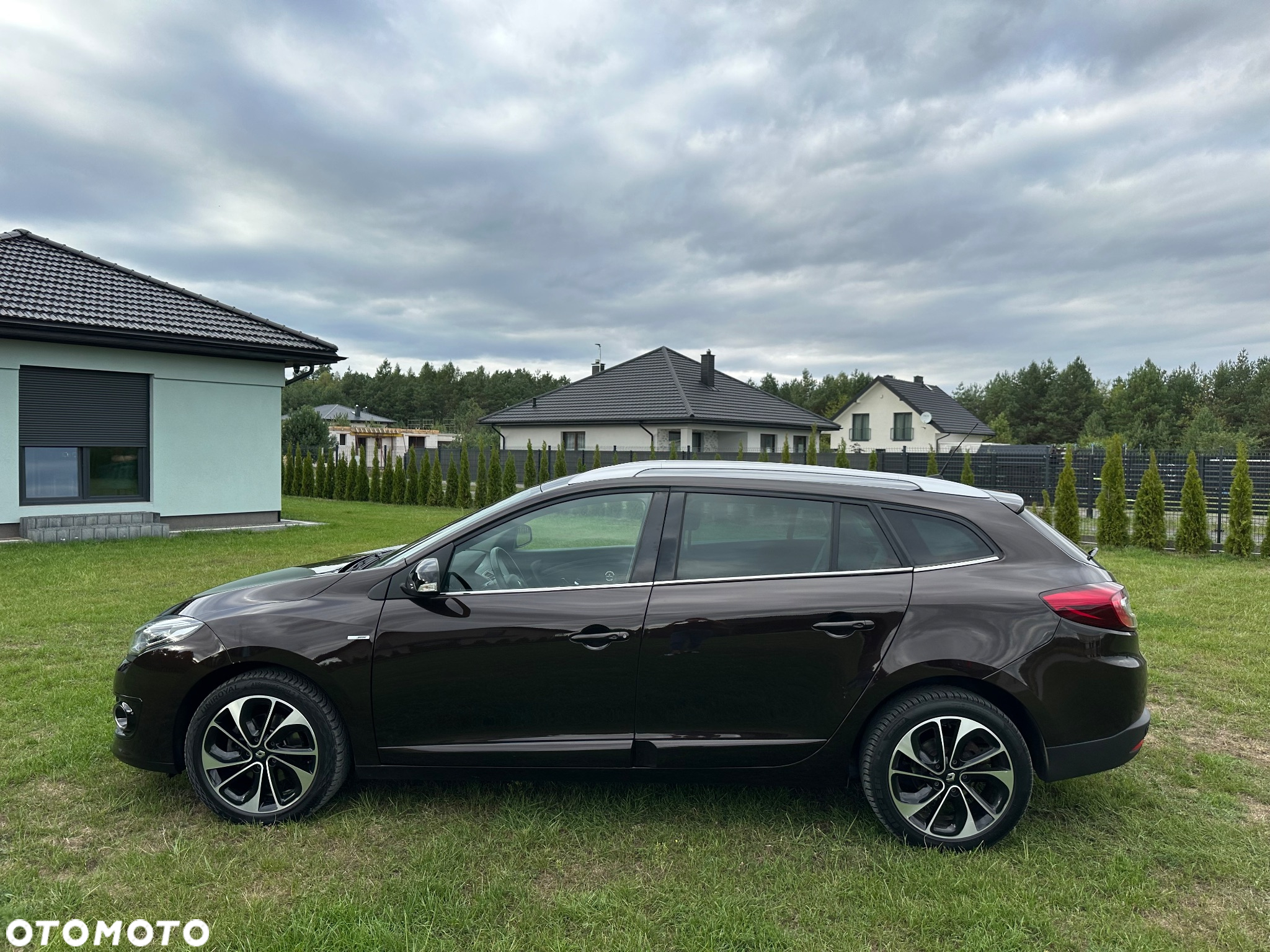 Renault Megane ENERGY TCe 130 BOSE EDITION - 13